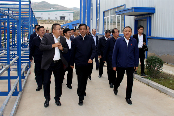 朝陽市市委書記、市人大常委會主任蹇彪率領導班子到我司考察調(diào)研